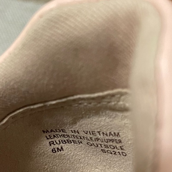 Michael Kors shoes - Picture 4 of 4